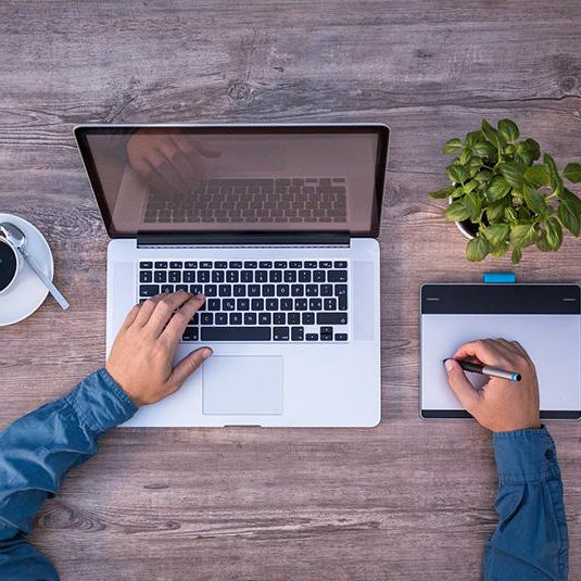 Top 10 ways to earn more as freelance graphic designer - Clubcard Printing USA